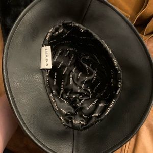 Nine West Bucket hat